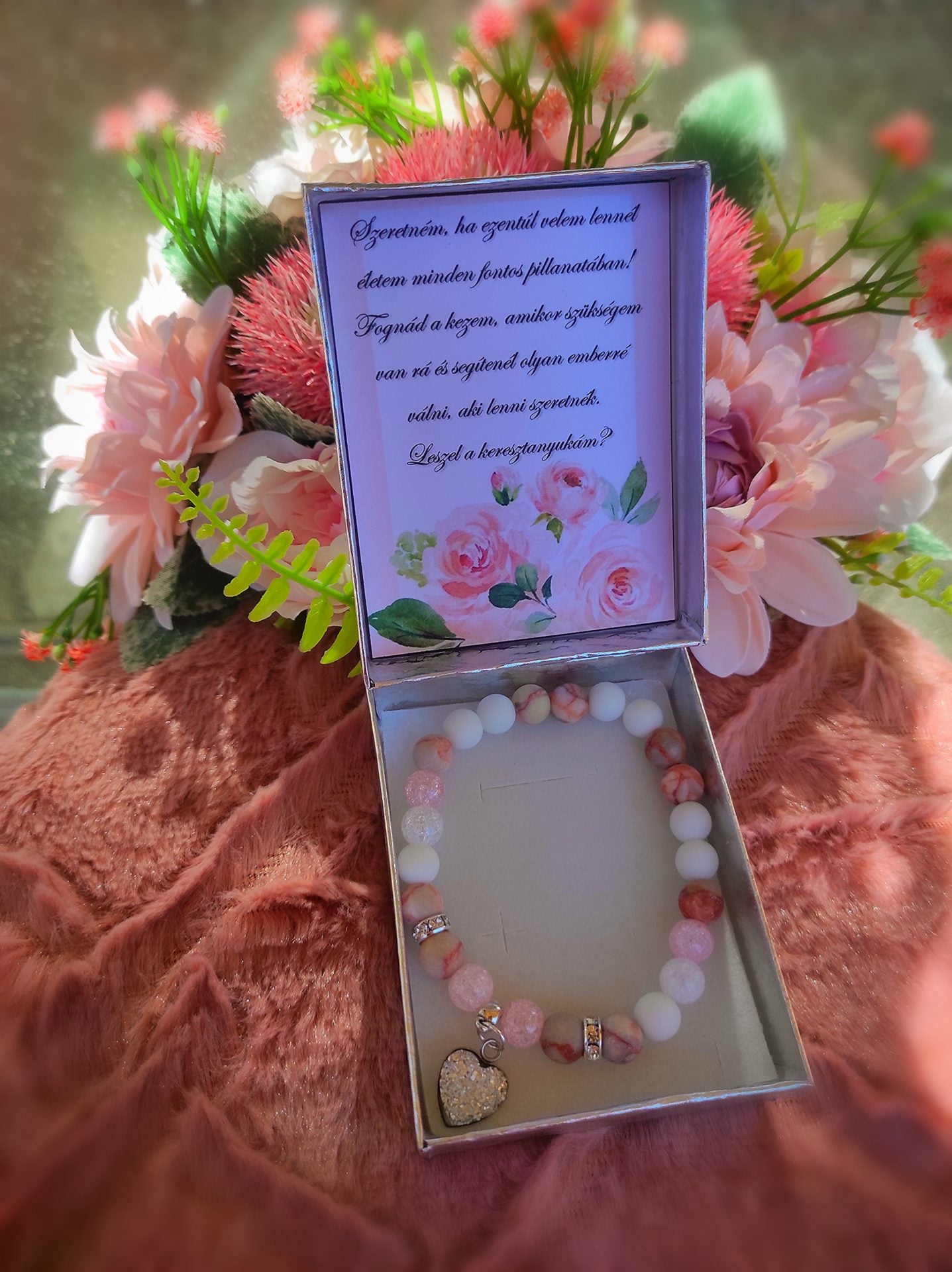 Keresztanya felkérő nude szív karkötő